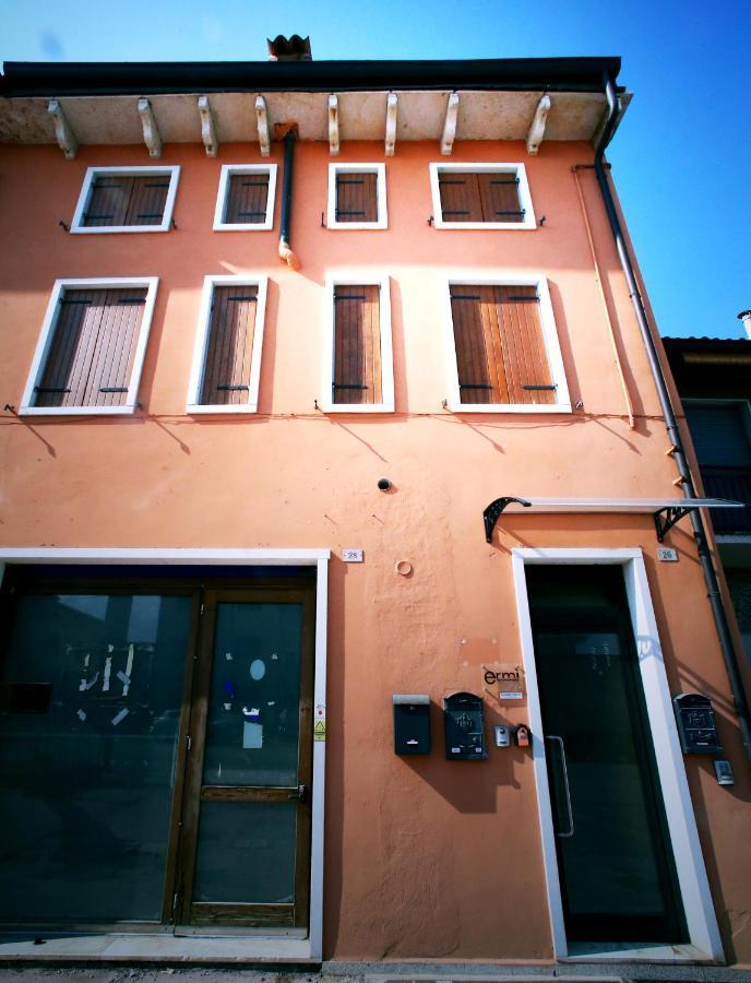 Ermi Sona Exterior foto